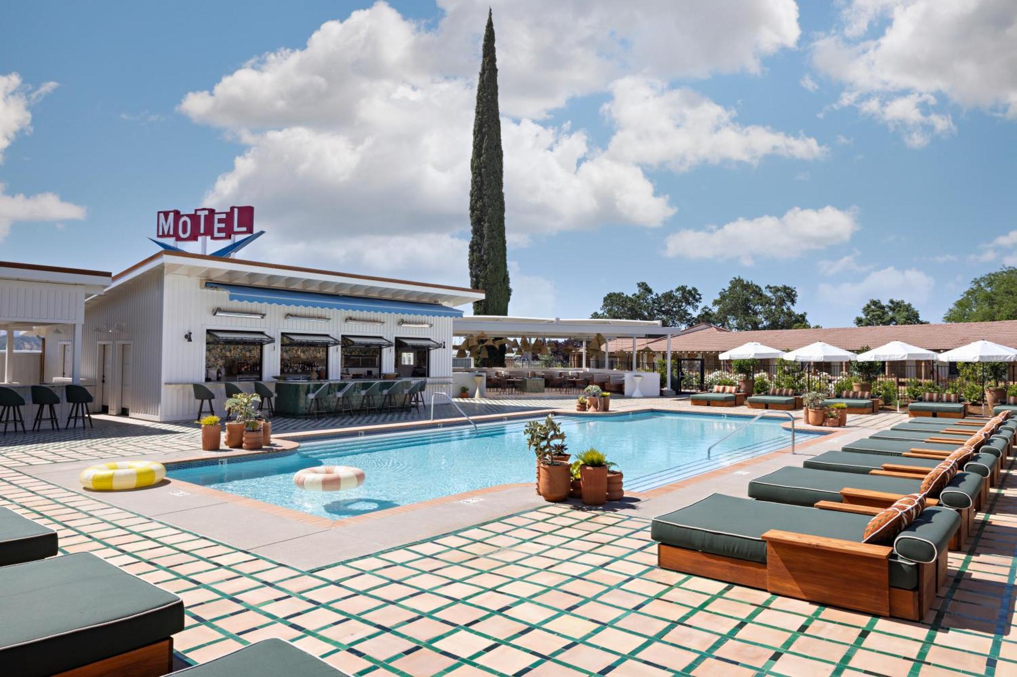 River Lodge Paso - 21 & Over Pool Paso Robles Exteriör bild